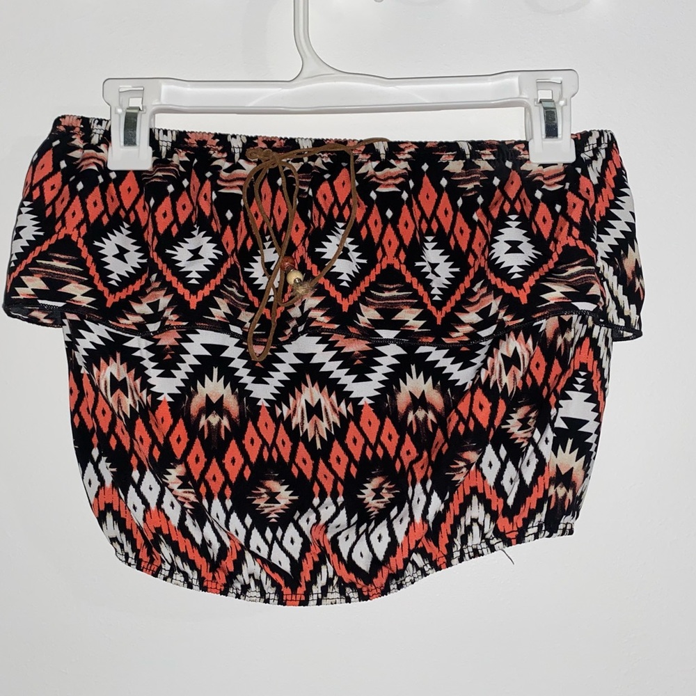 Tube top/crop top with patterns